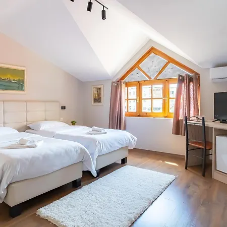 Garden Boutique B&B-3